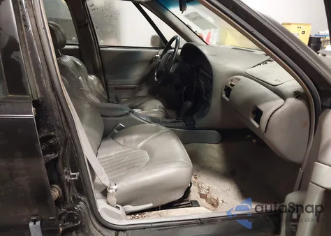 1995 Pontiac Bonneville Se z USA, uszkodzony, nr VIN 1G2HX52K2S4262452